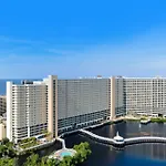 Laketown Wharf 637 - Tropical Vibes